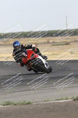 media/Sep-07-2024-Pacific Track Time (Sat) [[9bb89f5e83]]/A group/Phone Wall Paper 1000am/